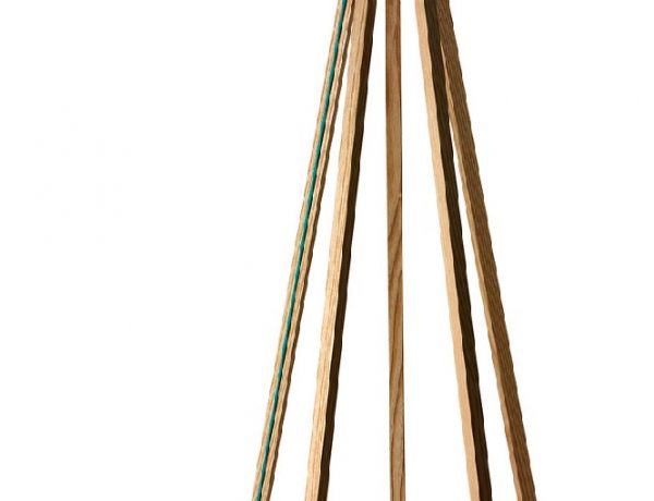 FLoor Lamp with multiple feet