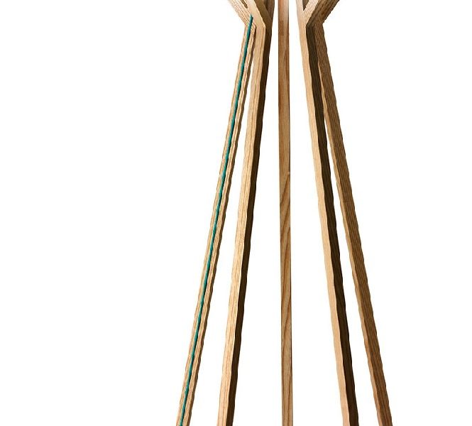 FLoor Lamp with multiple feet