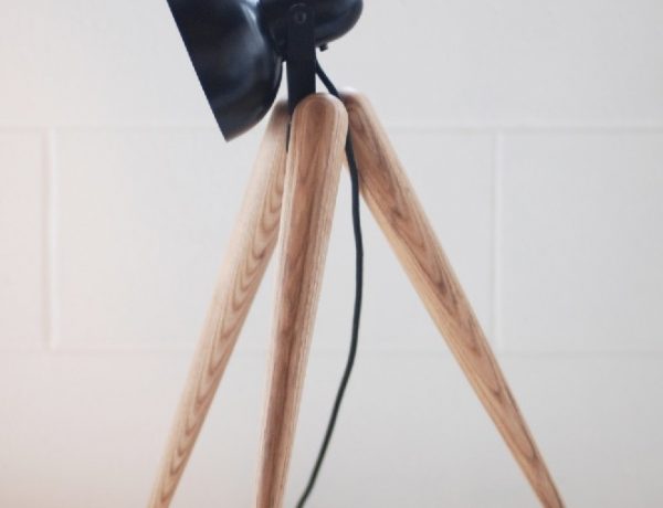 Tripod Floor Lamp / Black and Wood