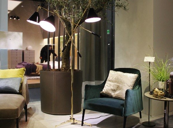 Sinatra Black Floor Lamps by DelightFULL