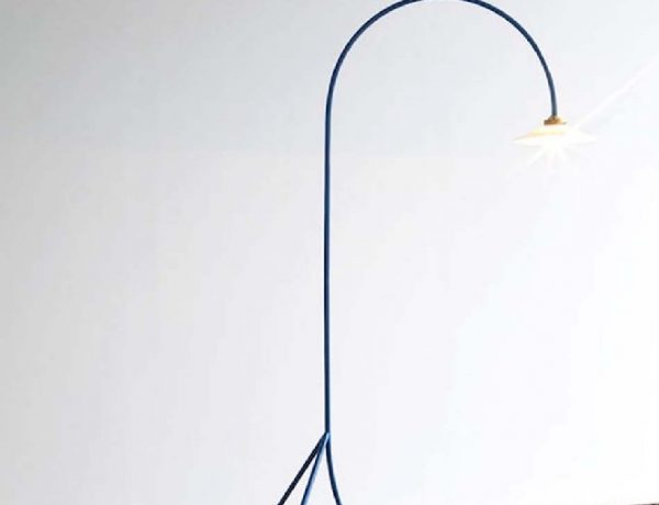 Standing lamp n° 1 Design In Belgium