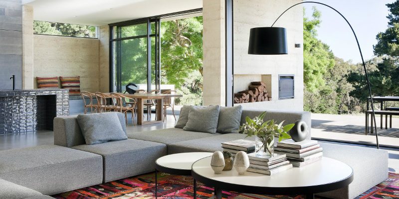 Floor Lamps Essentials: Cantilevered Lamp