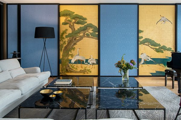 Beijing 350sqm Apartment with Classic Modern Floor Lamps