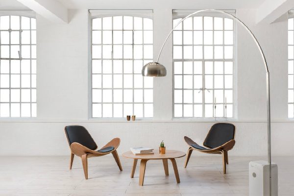 Make a Style Statement with Minimalist Floor Lamps 1