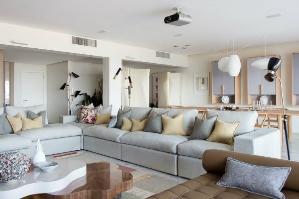 Apartment in Copacabana Filled with Modern Floor Lamps feat