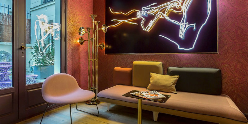 Decorate Your House with These Vintage Floor Lamps 6
