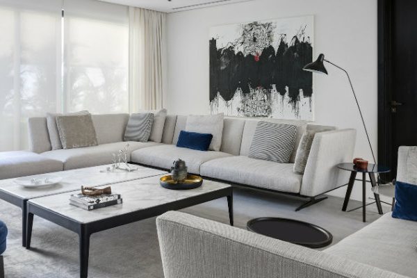 The Jumeirah Residence Shines with Mid-Century Floor Lamps FEAT