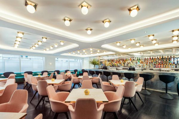 Meet The Restaurant to Eat in London with Best Lighting Designs FEAT