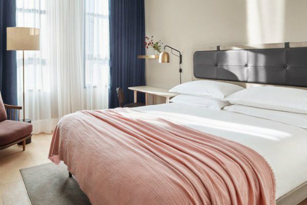 Stunning Lighting Designs Shine in New York's 11 Howard Hotel Interior 11