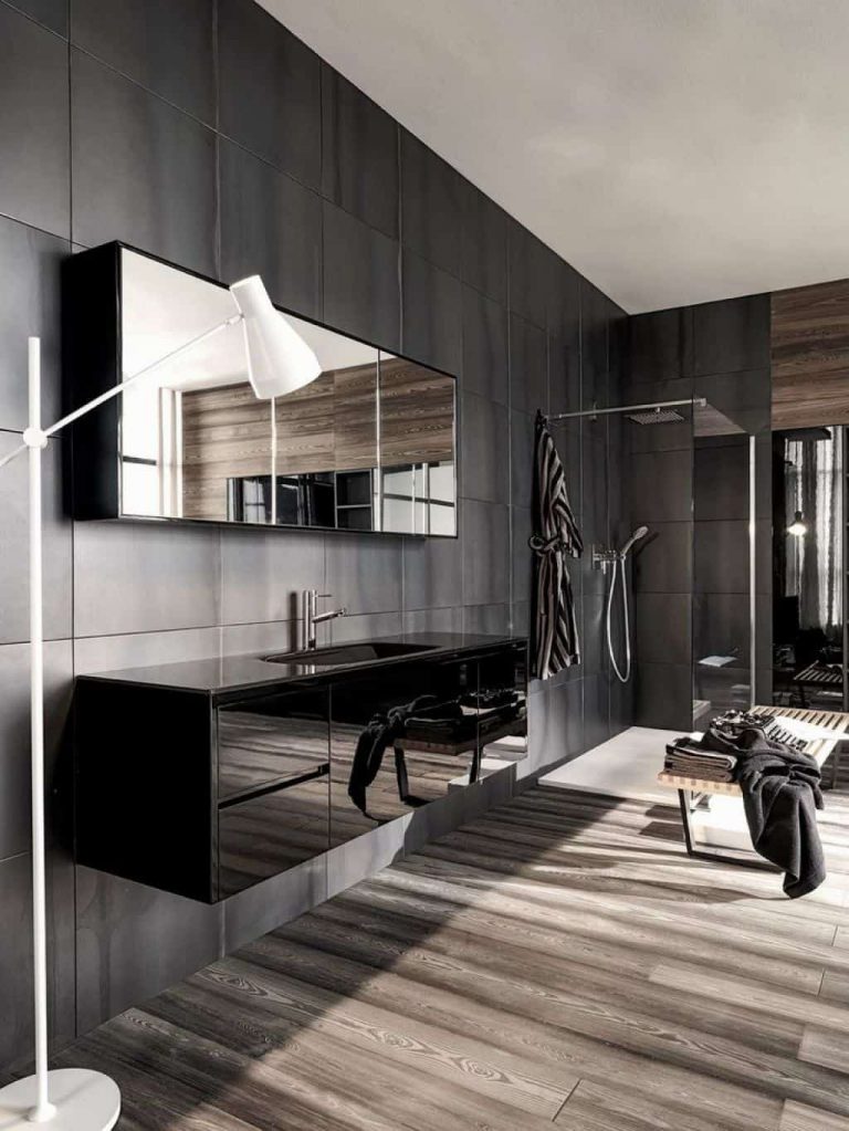 What's Hot On Pinterest Bathroom Décor With Floor Lamps!